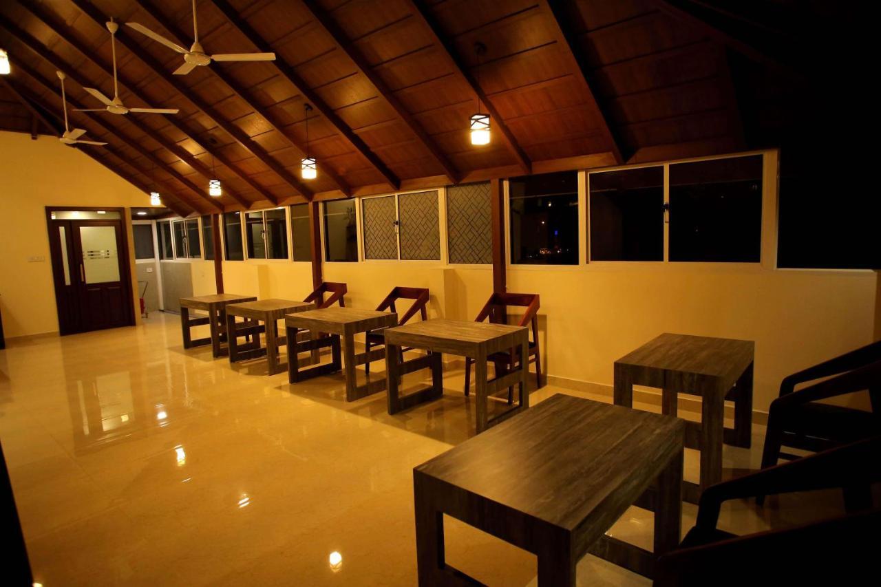 فندق إرناكولامفي  Kira Palace Residency المظهر الخارجي الصورة